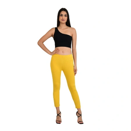 Model Photography in Delhi for Legging